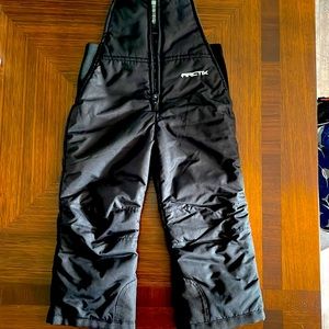 Like new toddler black snow pants